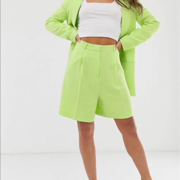 ASOS Mom Shorts in Lime Linen Suit - Picture 3 of 10
